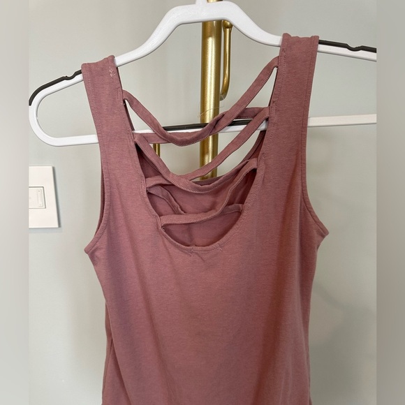 6/$20 Heart & Hops Affordable Luxury Women's Blush Bodysuit Medium - Picture 6 of 6